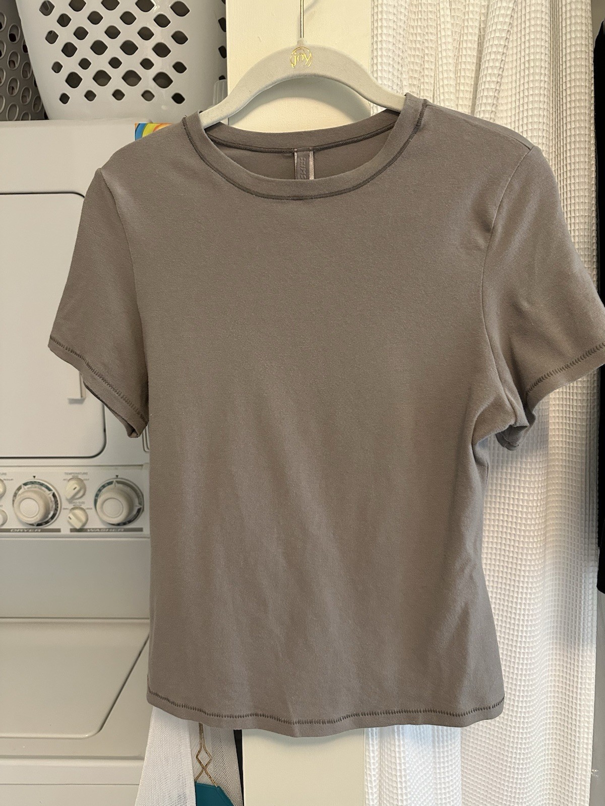 Skims Cotton Jersey T-shirt in Smoke (Gray), Stretch Cotton, Size L Skims Cotton Jersey T-shirt in Smoke (Gray), Stretch Cotton, Size L