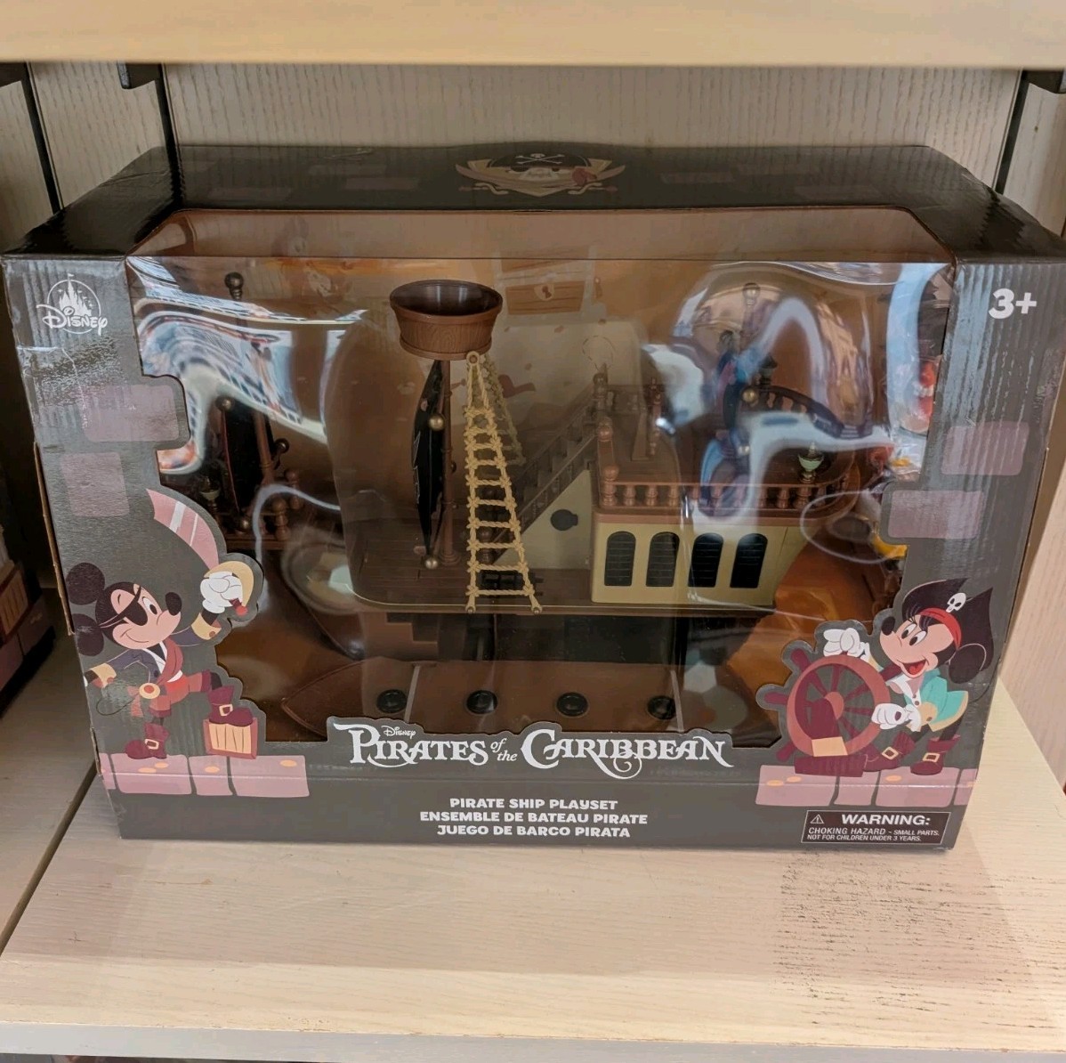 Disney Parks Pirates of the Caribbean Mickey Mouse Pirate Ship Deluxe Playset Disney Parks Pirates of the Caribbean Mickey Mouse Pirate Ship Deluxe Playset