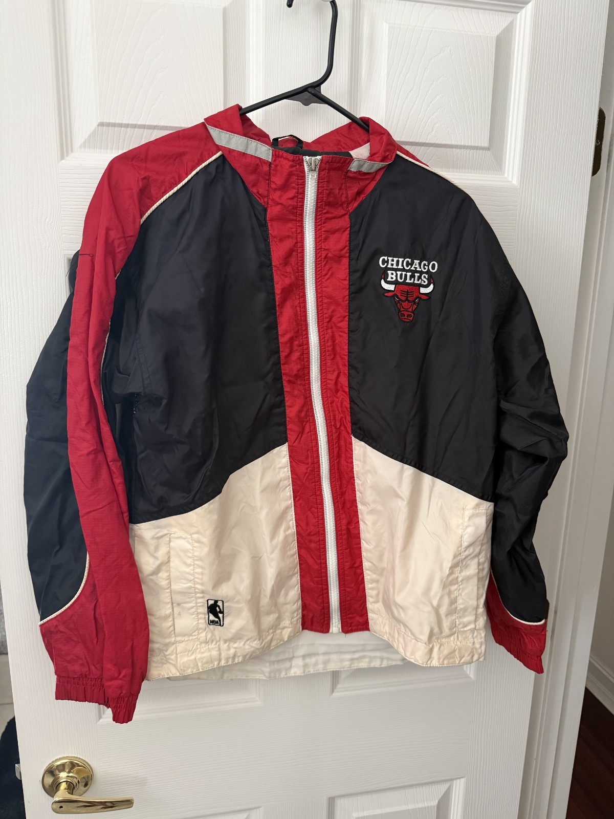 Vintage Chicago Bulls Starter Jacket - Large Boys