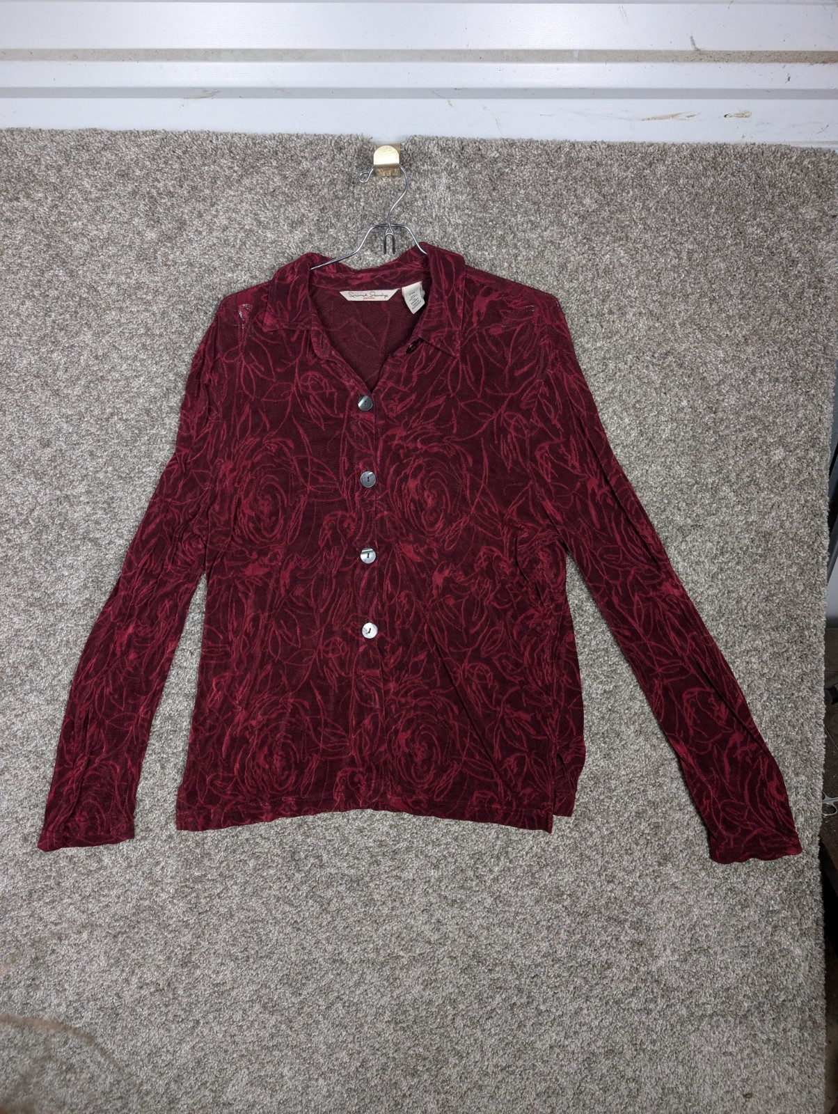 French Laundry Long Sleeve Women\'s Sz PM Burgundy Floral Embossed Blouse 