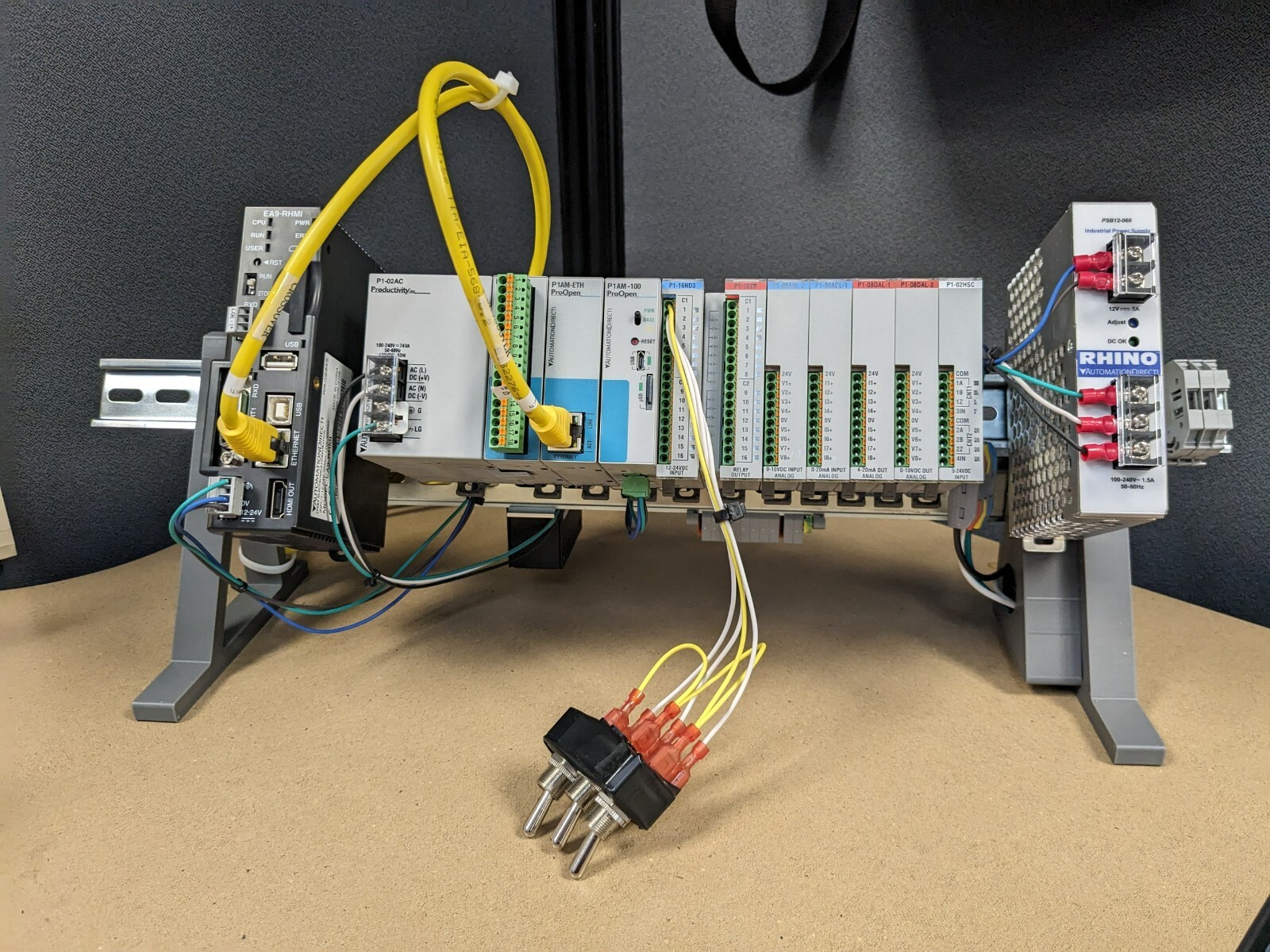 PLC Trainer DIN Rail Stand: Allen-Bradley/Siemens/Omron/Mitsubishi/Schneider/ABB PLC Trainer DIN Rail Stand: Allen-Bradley/Siemens/Omron/Mitsubishi/Schneider/ABB