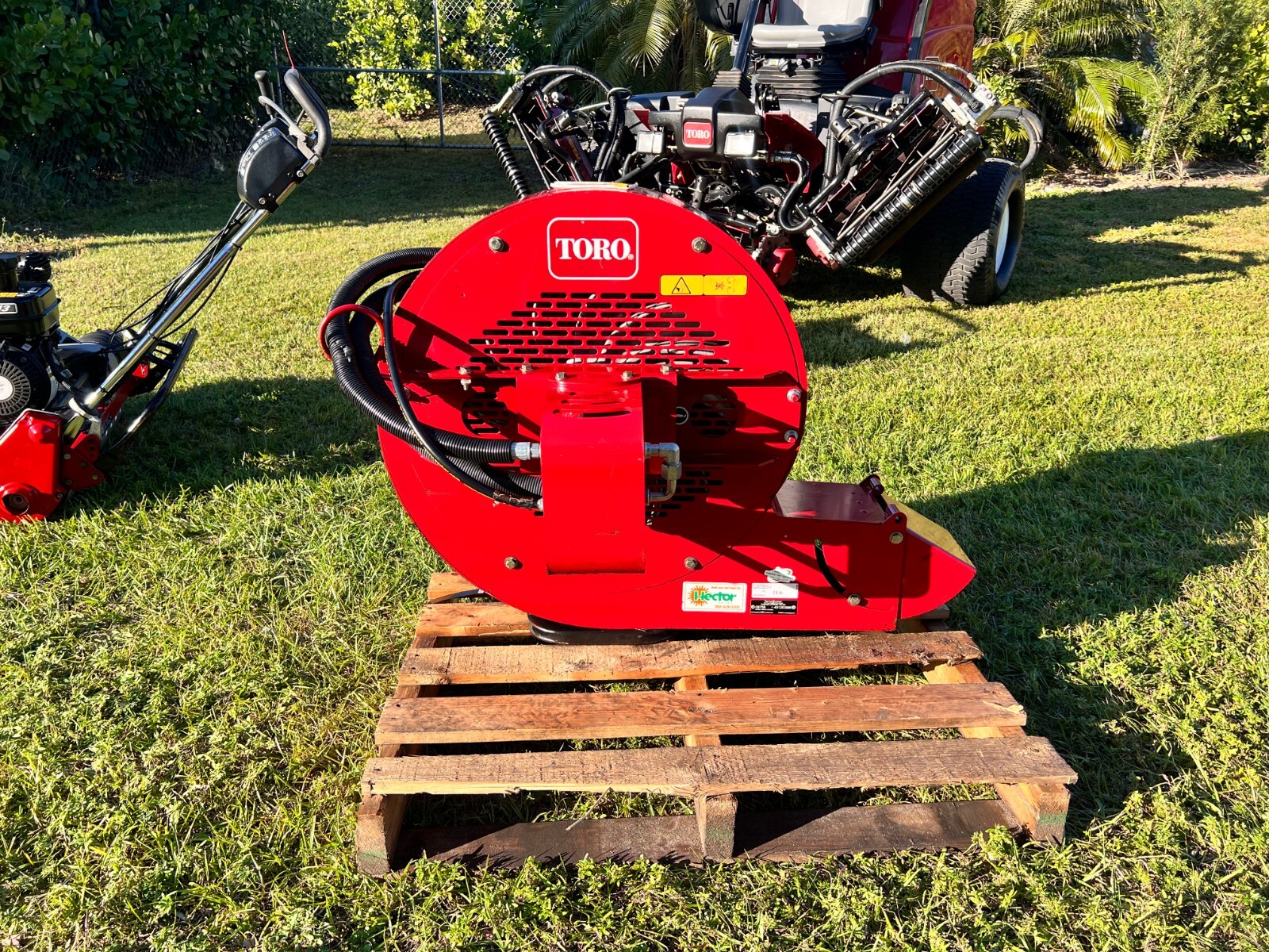 Toro Hydraulic QAS Rear Debris Blower Lawn Leaf  Sand Pro Sand Trap Rake  #08759