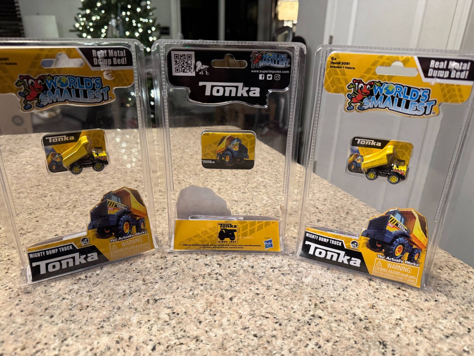 Super Impulse World's Smallest Tonka Front Loader Figure NEW IN STOCK Lot of 3