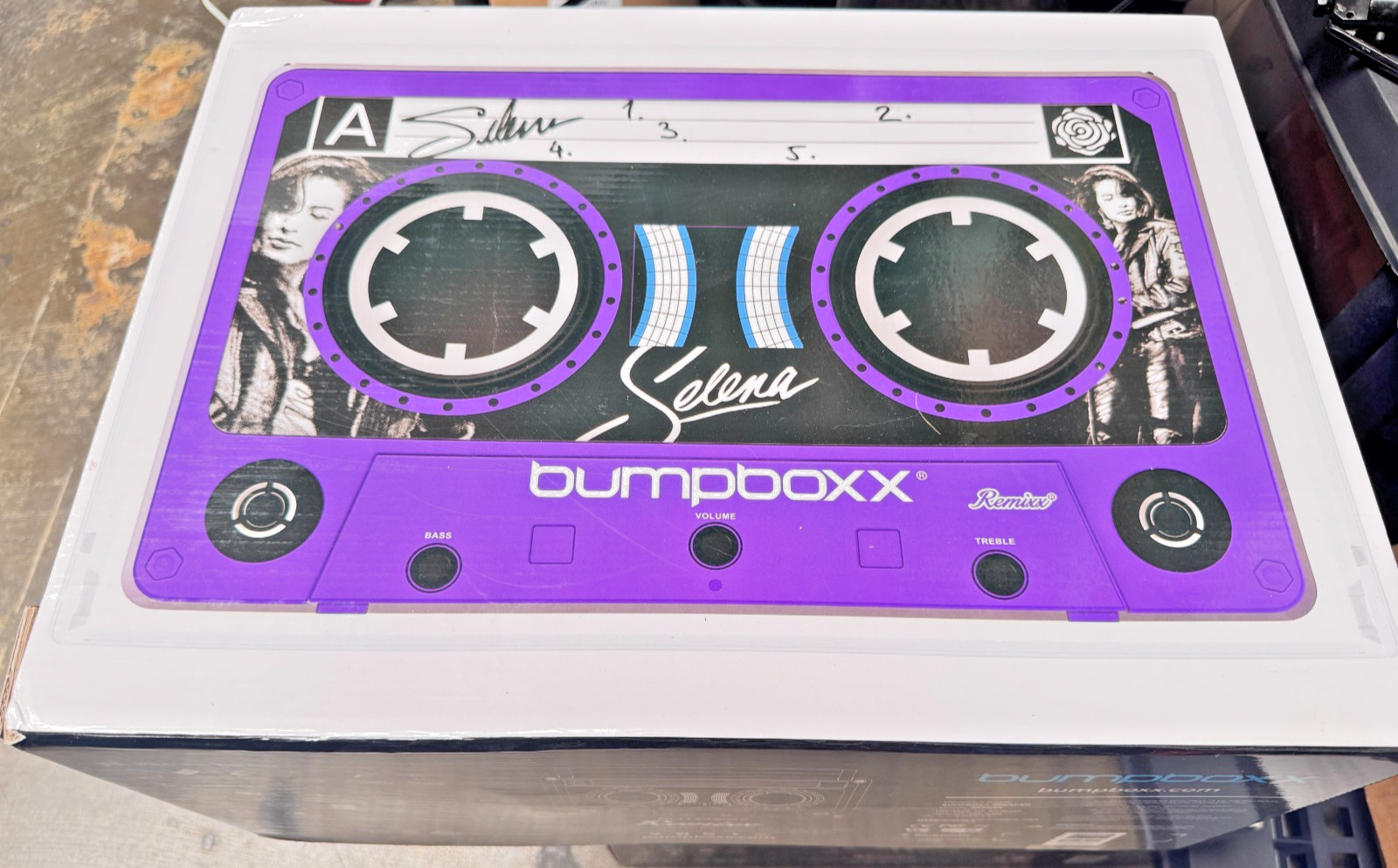 BumpBoxx Remixx Bluetooth  [Selena] W/ Wireless Microphone