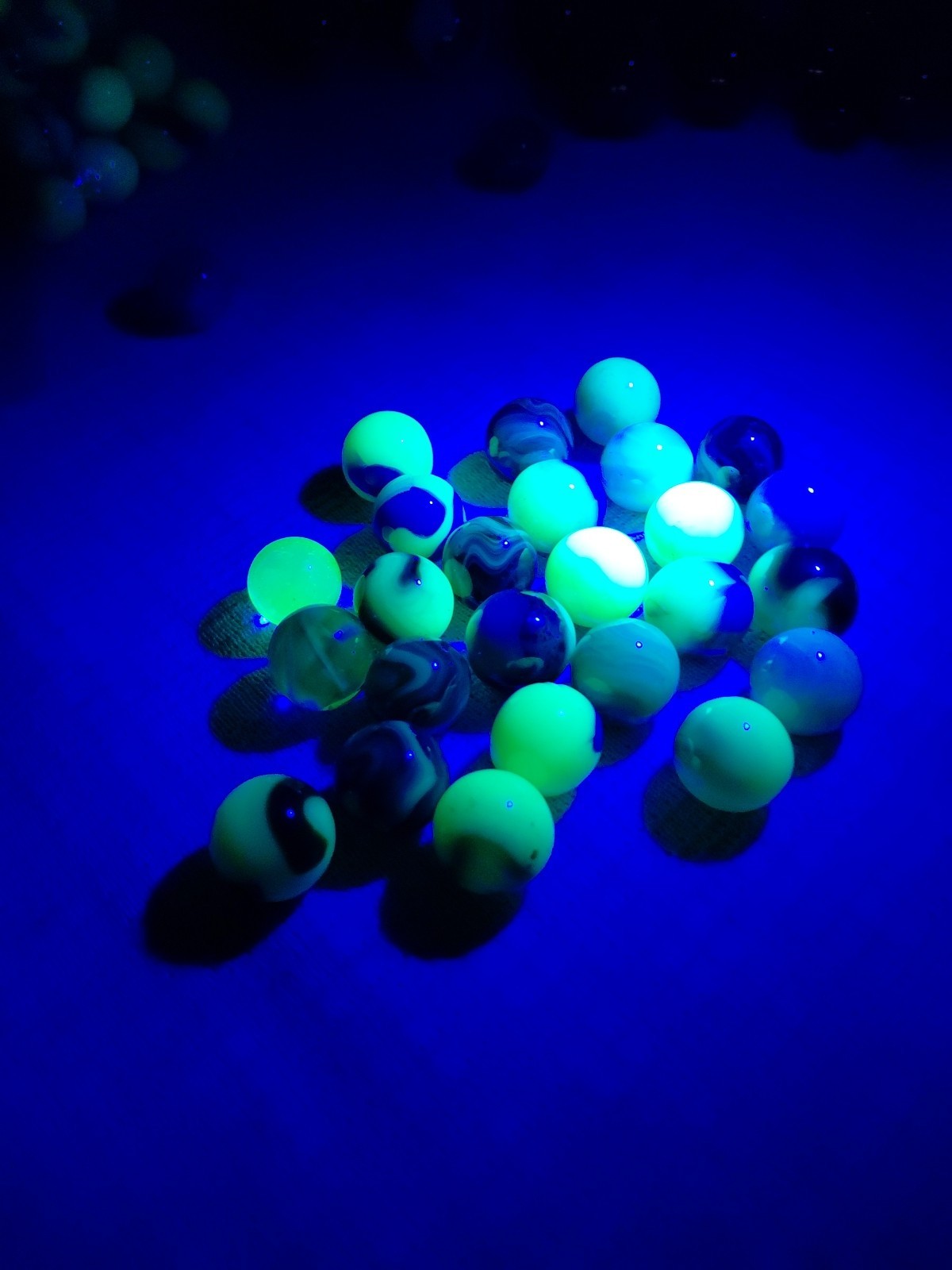 UV JABO 5/8 Uranium Vaseline Fluores. Used Vintage Glass Marbles Lot Of 23