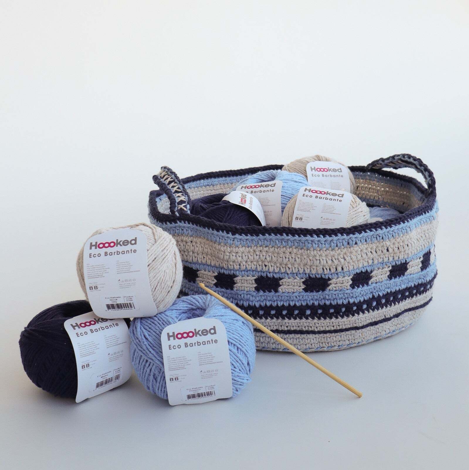 Hoooked DIY Crochet Kit Mochila Basket Montreal - Biscuit PAK299-300