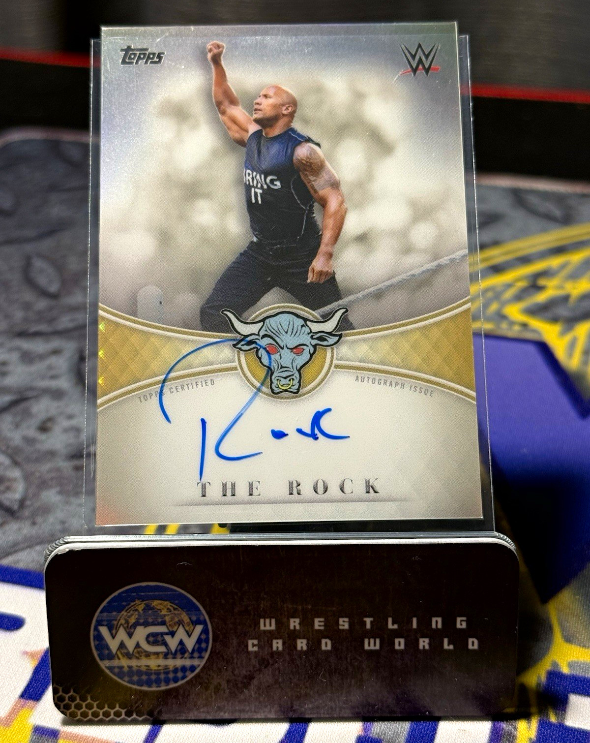 2025 Topps Universe WWE The Rock Retrospective Autographs Insert #RRA-4 **READ**