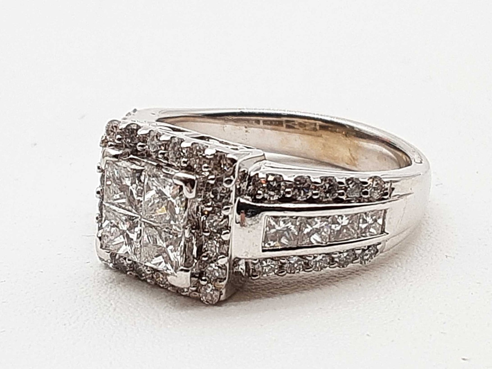 0.94 Cttw Natural Diamonds 14k White Gold 5.1g Ring Size 4.75 Do0226pxzde 0.94 Cttw Natural Diamonds 14k White Gold 5.1g Ring Size 4.75 Do0226pxzde