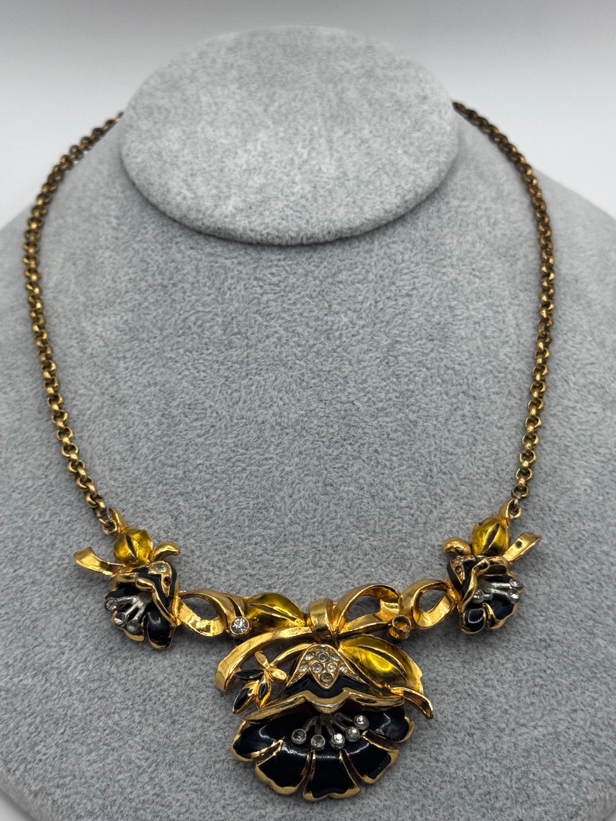 Vintage Coro Unsigned Necklace Black Enamel Lotus Flower Rhinestone Choker READ Vintage Coro Unsigned Necklace Black Enamel Lotus Flower Rhinestone Choker READ