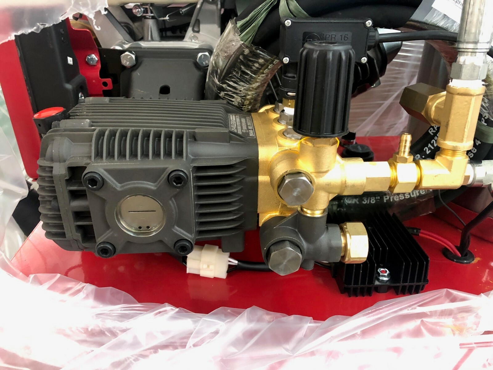 NEW- EK440 Pump for Easy-Kleen Magnum Gold 4000 Series Pressure Washers NEW- EK440 Pump for Easy-Kleen Magnum Gold 4000 Series Pressure Washers