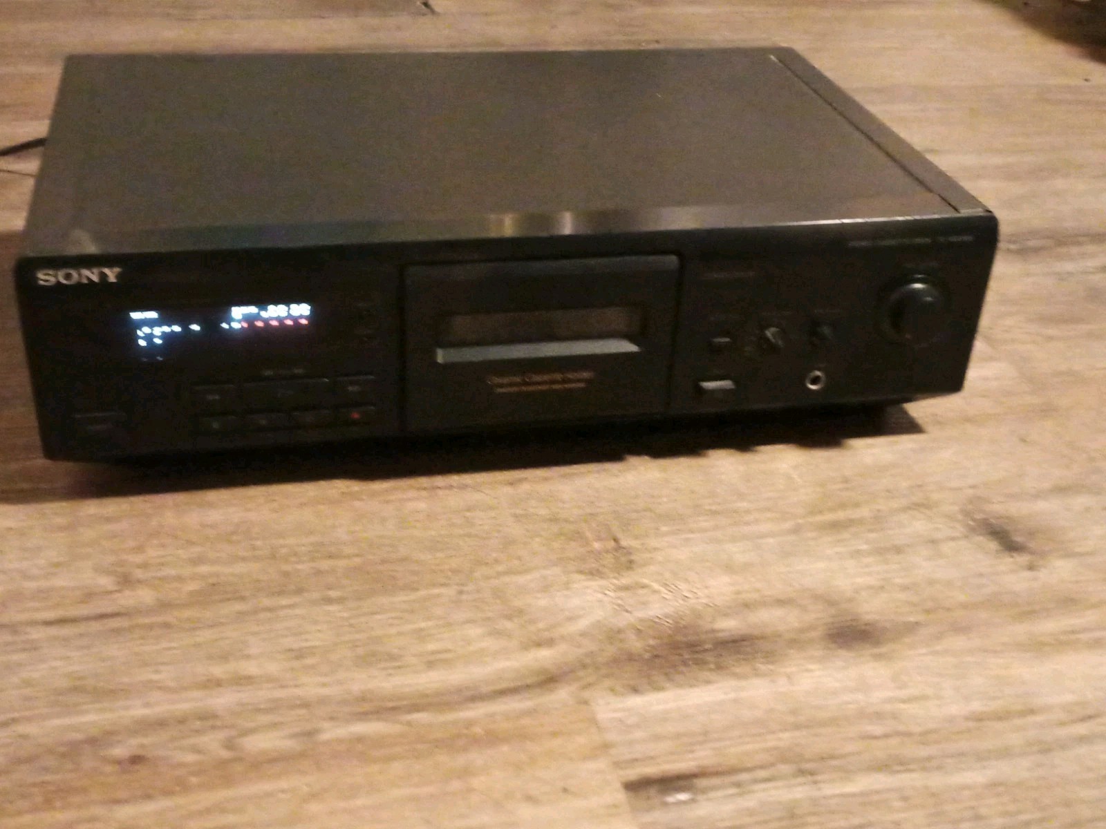 SONY TC-KE400S Cassette  Deck Player Ceramic Tested Powers On READ