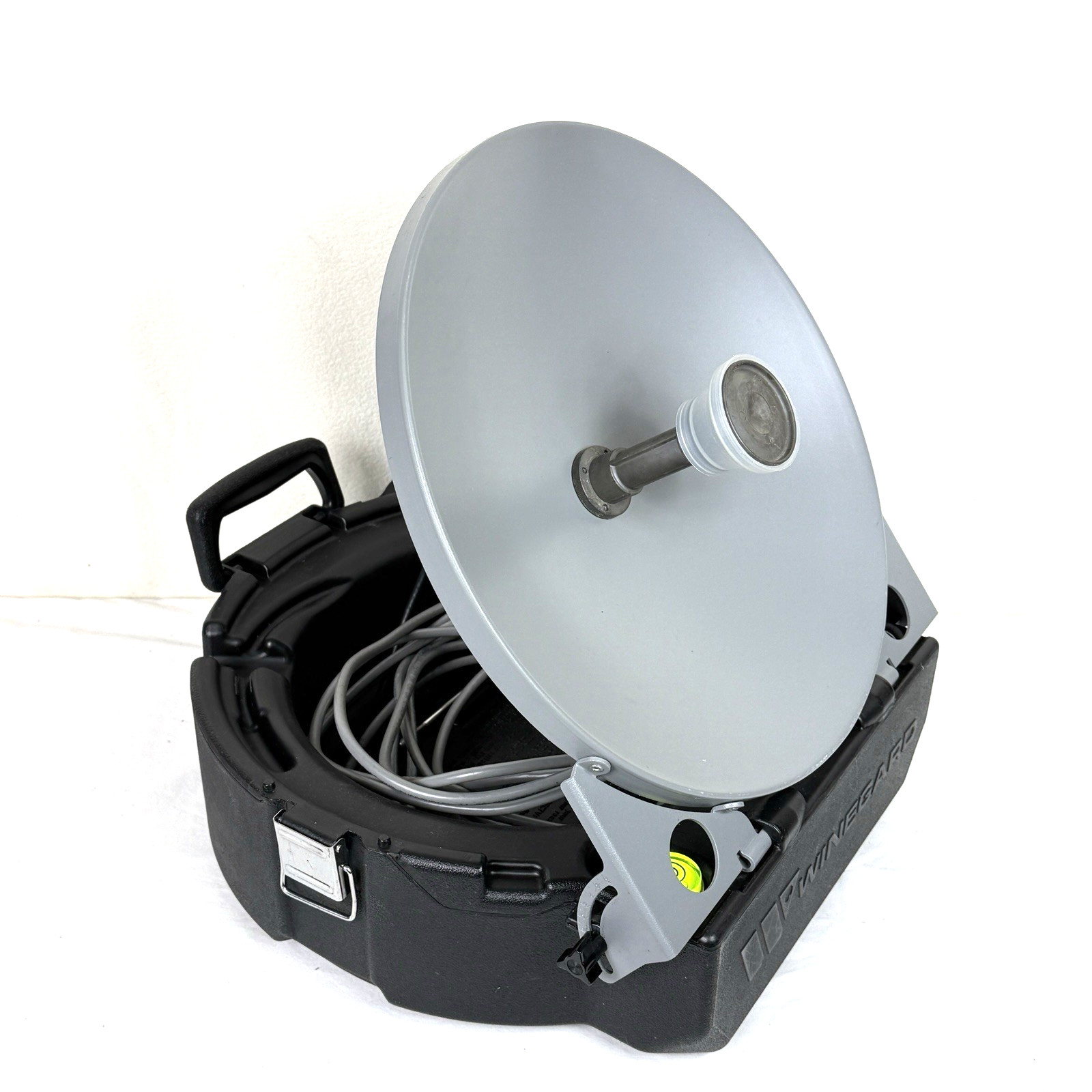 Winegard Carryout GM-MP1 Manual Portable Dish Satellite Antenna RV Camping