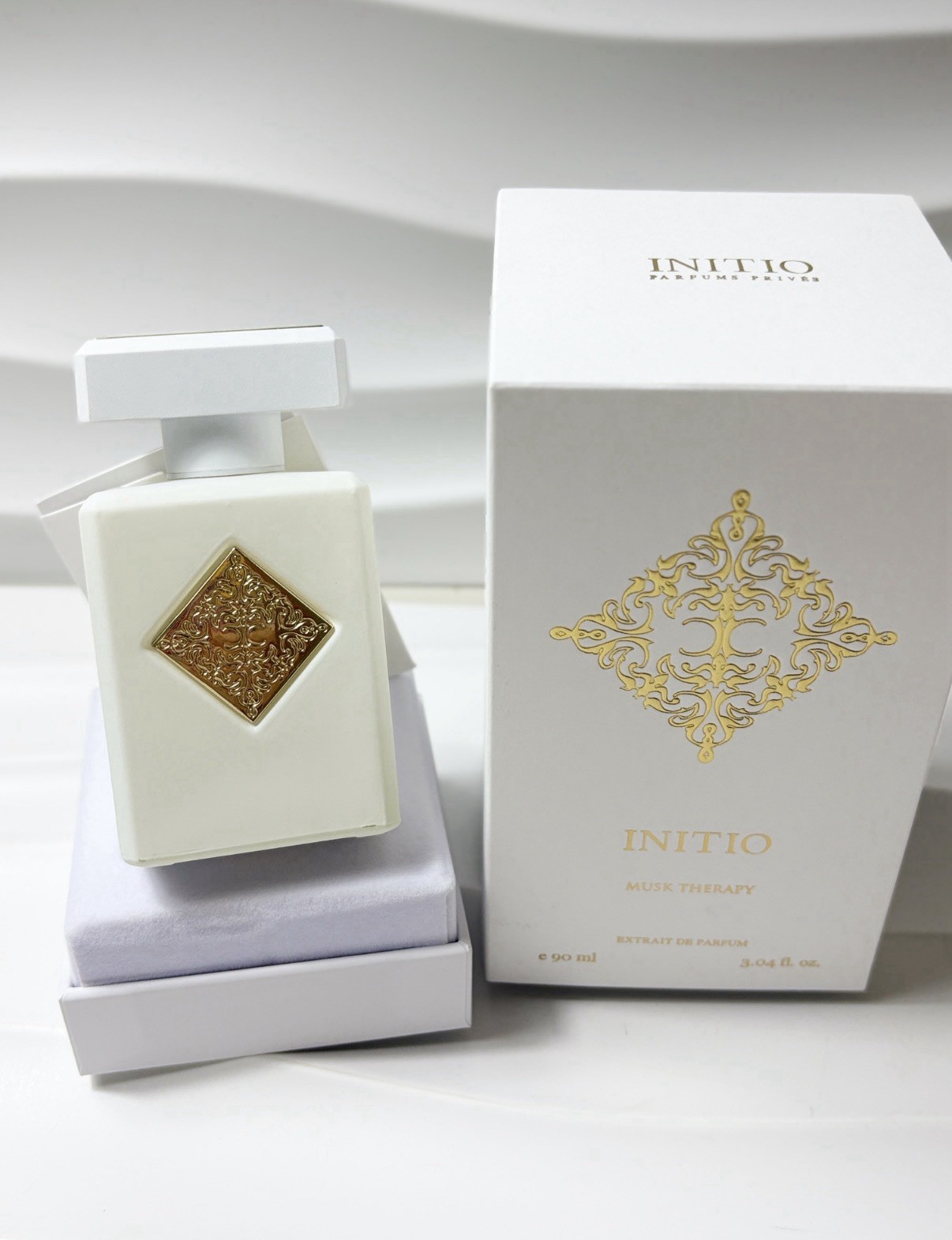 Initio Musk Therapy  3.04 oz 90 ml Extrait de Parfum Spray Unisex in Sealed Box