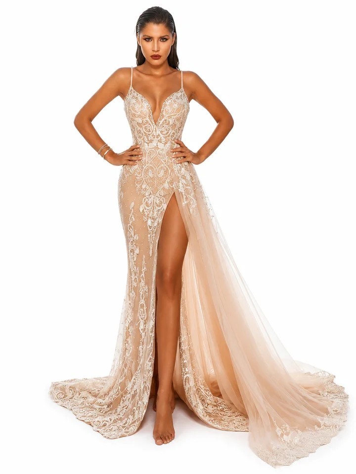 Mermaid Wedding Dress Lace Applique Deep V Neck Spaghetti Strap Tulle High Slit