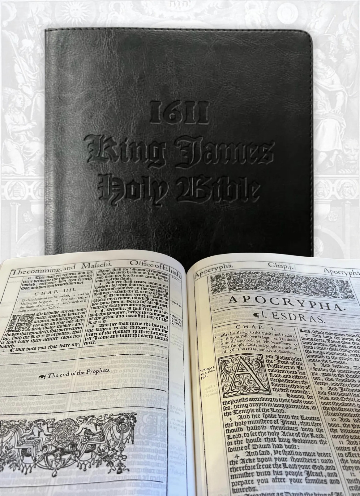 Original 1st Edition 1611 KJB Facsimile w/ Apocrypha & artwork -Blackletter font