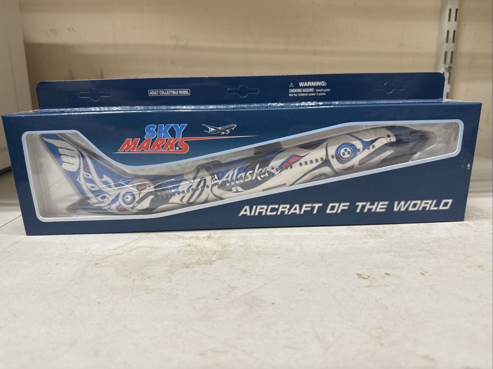 1:130 Daron Boeing 737-800 Alaska Salmon SKR1136 SkyMarks Model Kit  [RS:10]