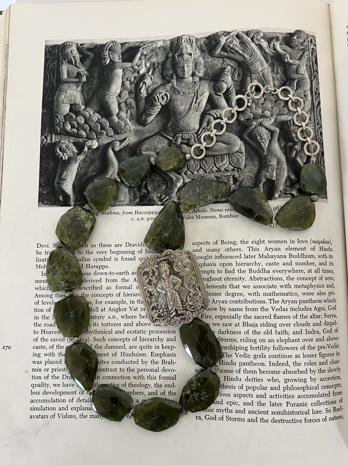 VINTAGE Handcrafted Early 19th/20th Century Silver Vishnu/Krishna jewellery. VINTAGE Handcrafted Early 19th/20th Century Silver Vishnu/Krishna jewellery.