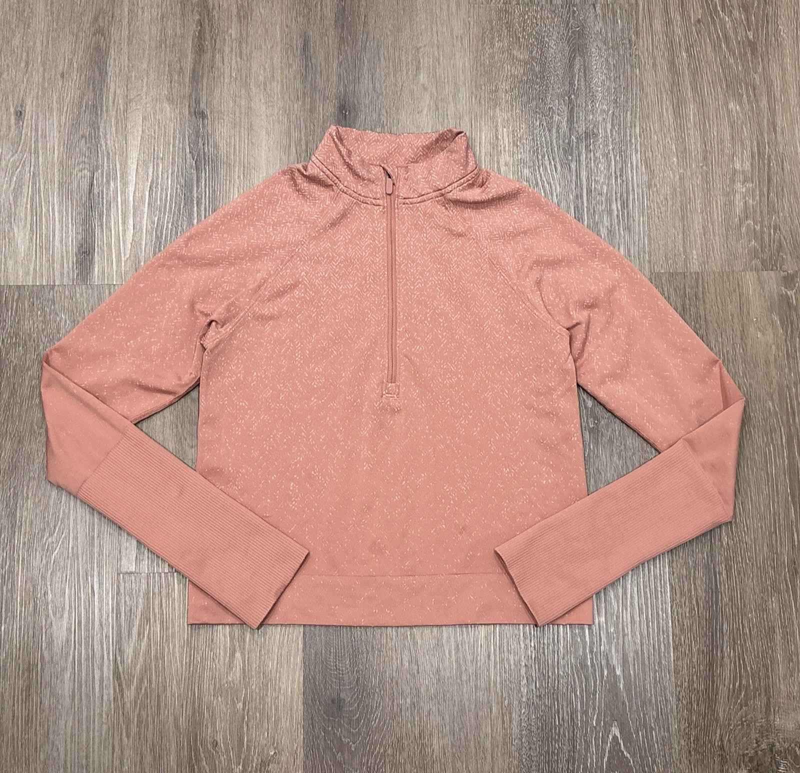 Lululemon Top Womens 6 Rest Less Half Zip Pullover Cropped Herringbone Pink Run Lululemon Top Womens 6 Rest Less Half Zip Pullover Cropped Herringbone Pink Run