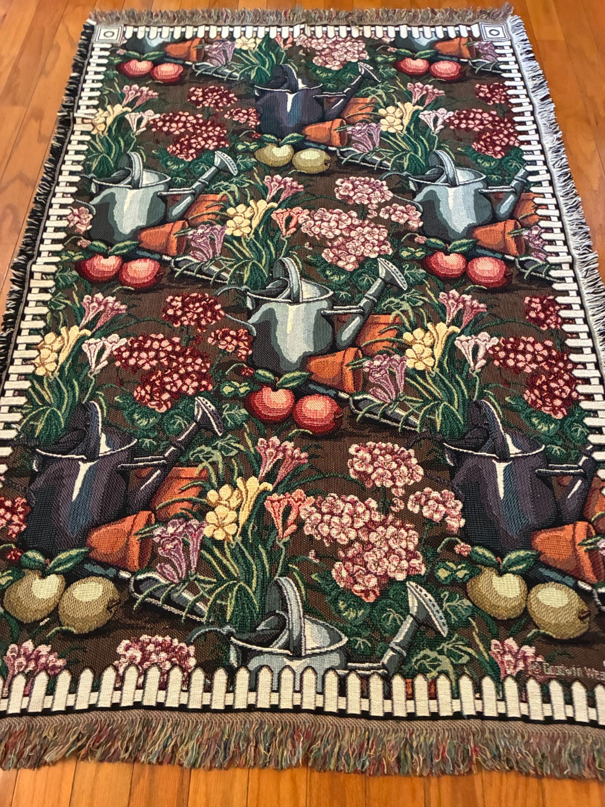 Vintage GARDEN TAPESTRY BLANKET Throw 68x45 Crown Crafts FRINGE Picket Fence