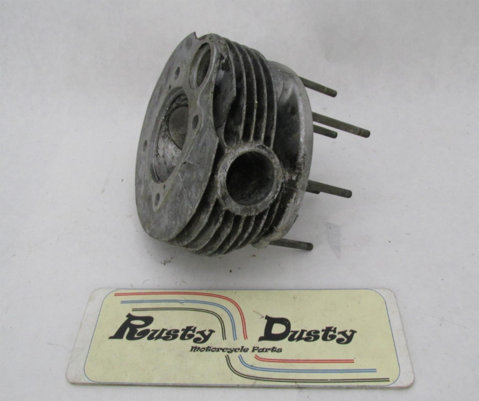 Vintage Original BSA C15 Engine Cylinder Head No Rocker Box 40-0441 Vintage Original BSA C15 Engine Cylinder Head No Rocker Box 40-0441