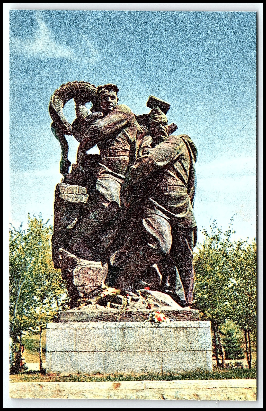 Volgograd Mamaev Kurgan Battle of Stalingrad Heroes Sculpture 1968 Sovie... K084