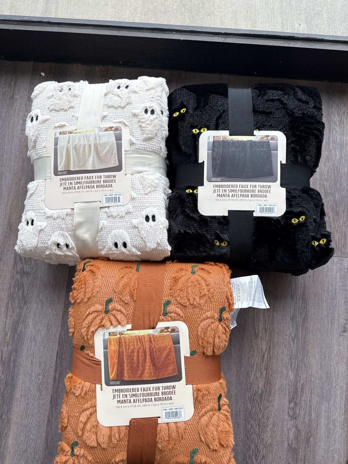 NWT Costco Halloween Faux Fur Throw Blanket Orange Pumpkin White Ghost Black Cat