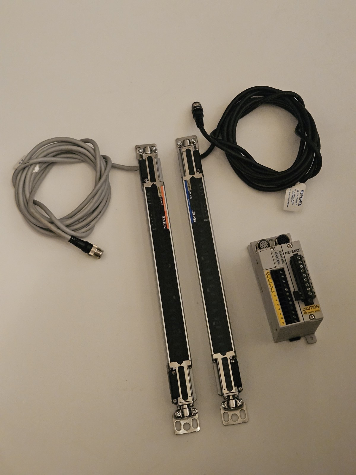 Keyence SL-V31F Safety Light Curtain COMPLETE KIT: TRANSMIT/RECEIVER/CONTROLLER