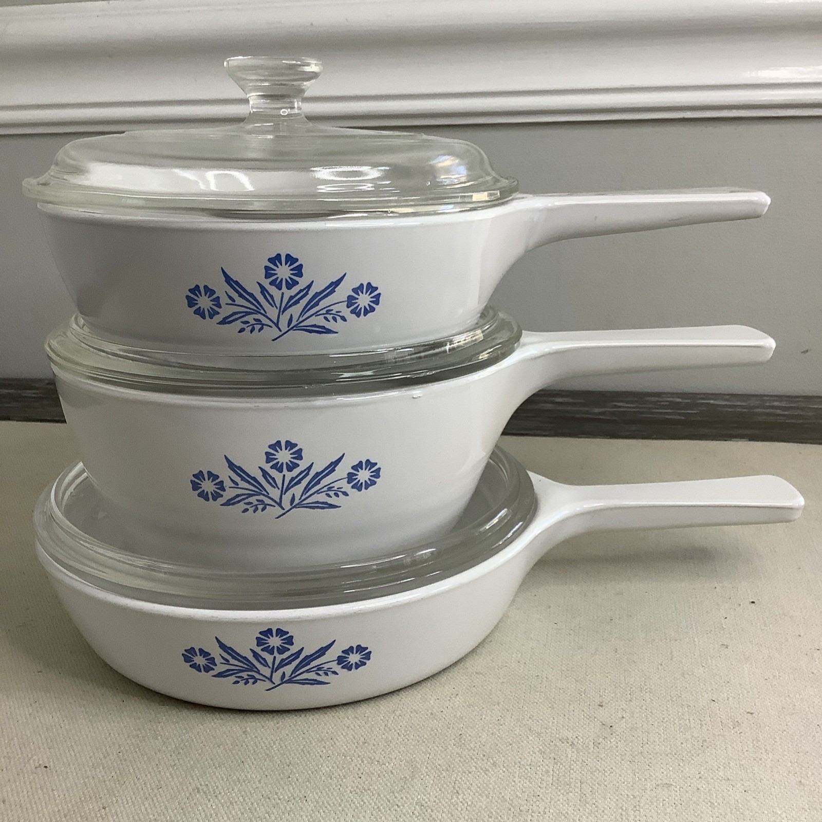 VTG Corning Ware Blue Cornflower 6 PC SET P81B P82B P83B w/ Pyrex Lids
