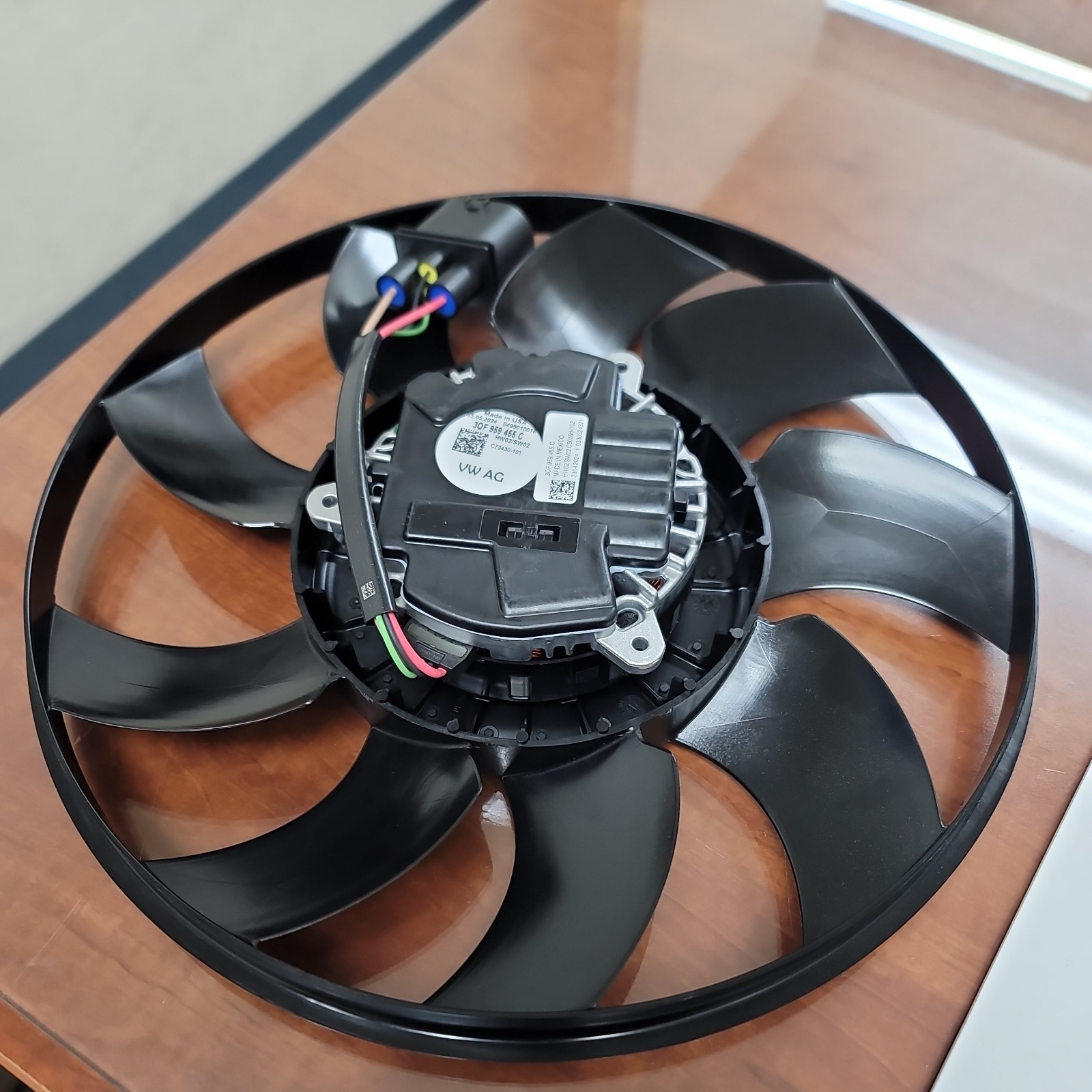 2018 - 2025 VOLKSWAGEN ATLAS ENGINE RADIATOR COOLING FAN MOTOR OEM 3QF959455C