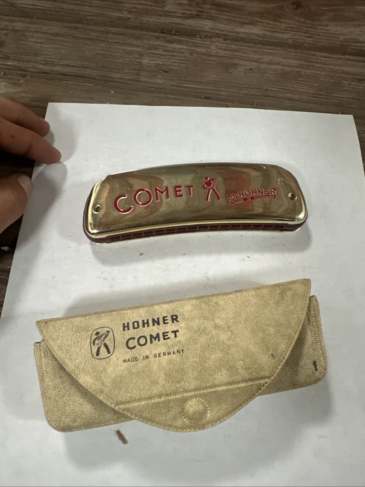 VINTAGE HOHNER COMET HARMONICA. KEY OF C. MADE IN GERMANY. W/CASE. WORKS 