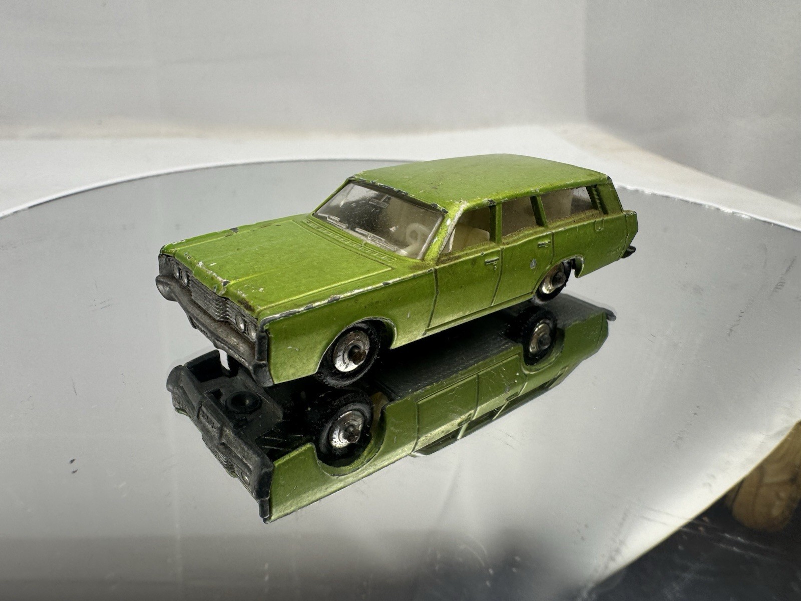 Vintage Matchbox Lesney 1-75 Series No. 55 or 73 Mercury W/ Dogs In Rear Window