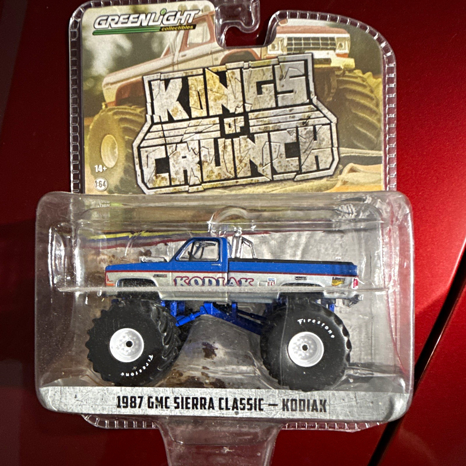 GreenLight Kings of Crunch 1:64 1987 GMC Sierra Classic Kodiak Monster Truck GreenLight Kings of Crunch 1:64 1987 GMC Sierra Classic Kodiak Monster Truck
