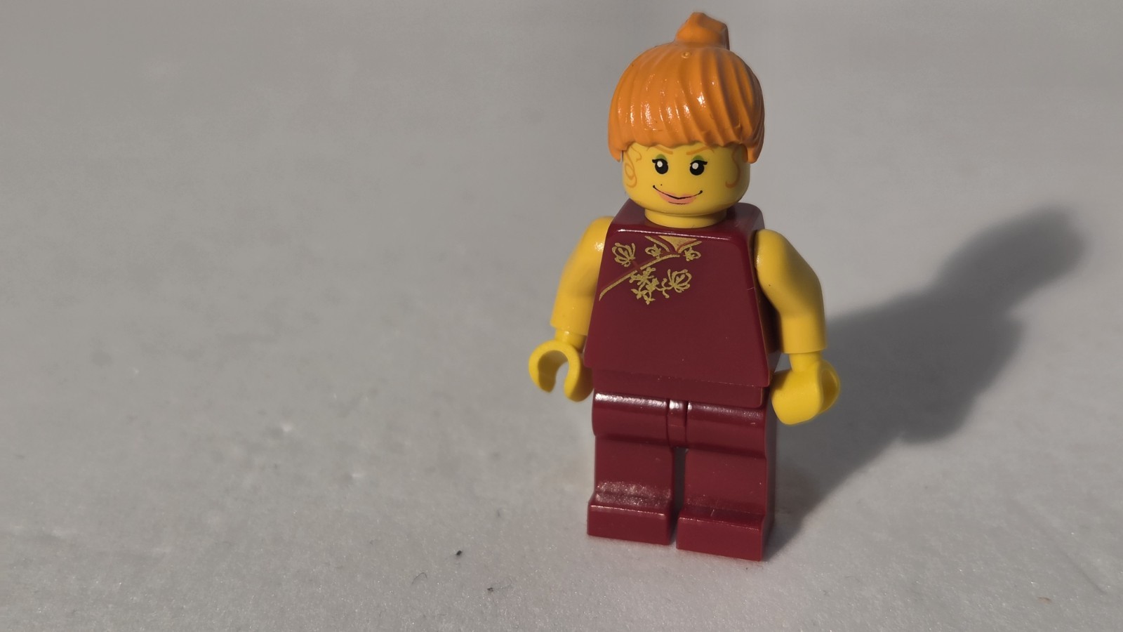 Lego Spider-man Mary Jane yellow Chinese dress Lego Spider-man Mary Jane yellow Chinese dress