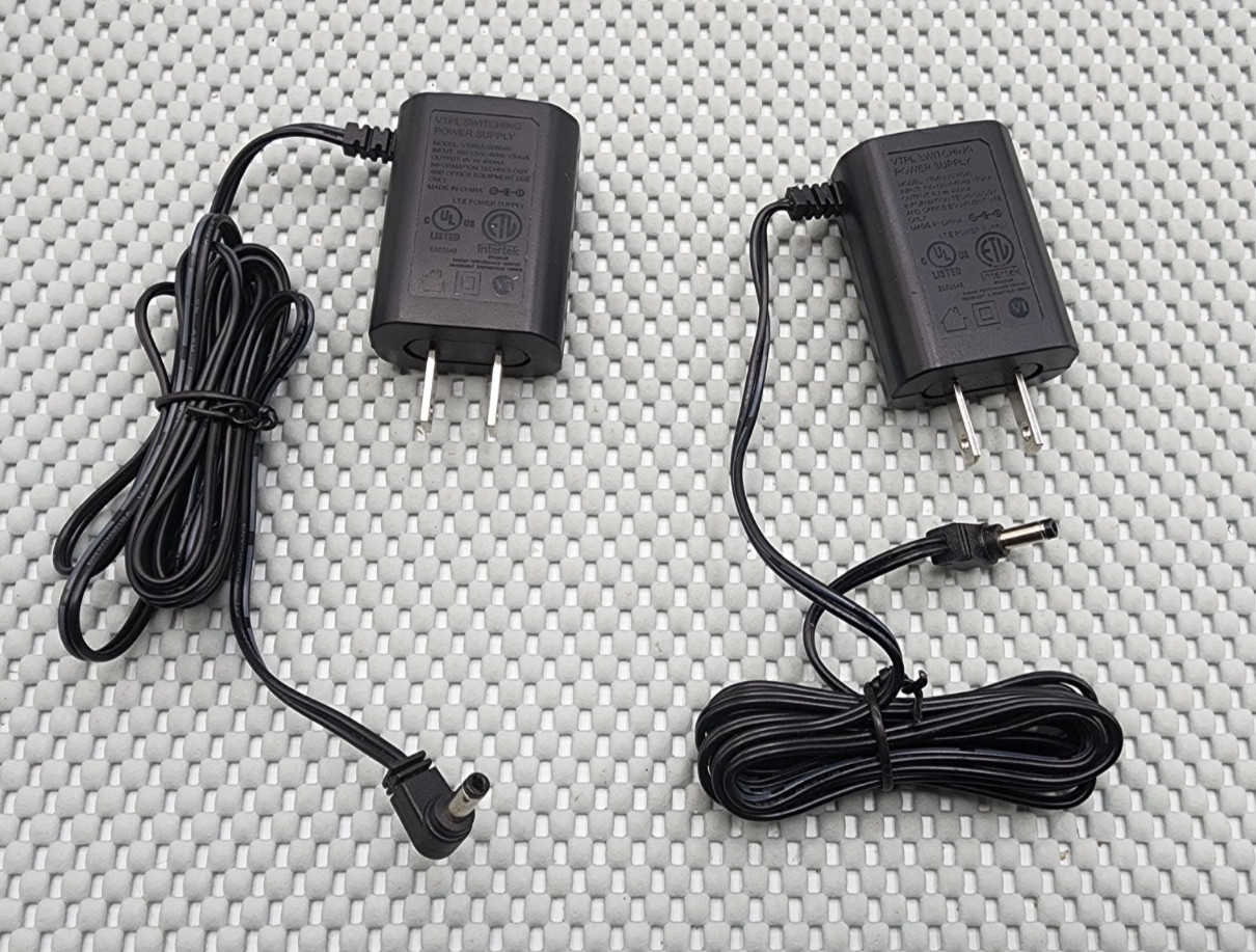 AT&T VTECH Original VT05UUS06040 6V 400MAH AC Charging Adapter (LOT OF 2) AT&T VTECH Original VT05UUS06040 6V 400MAH AC Charging Adapter (LOT OF 2)