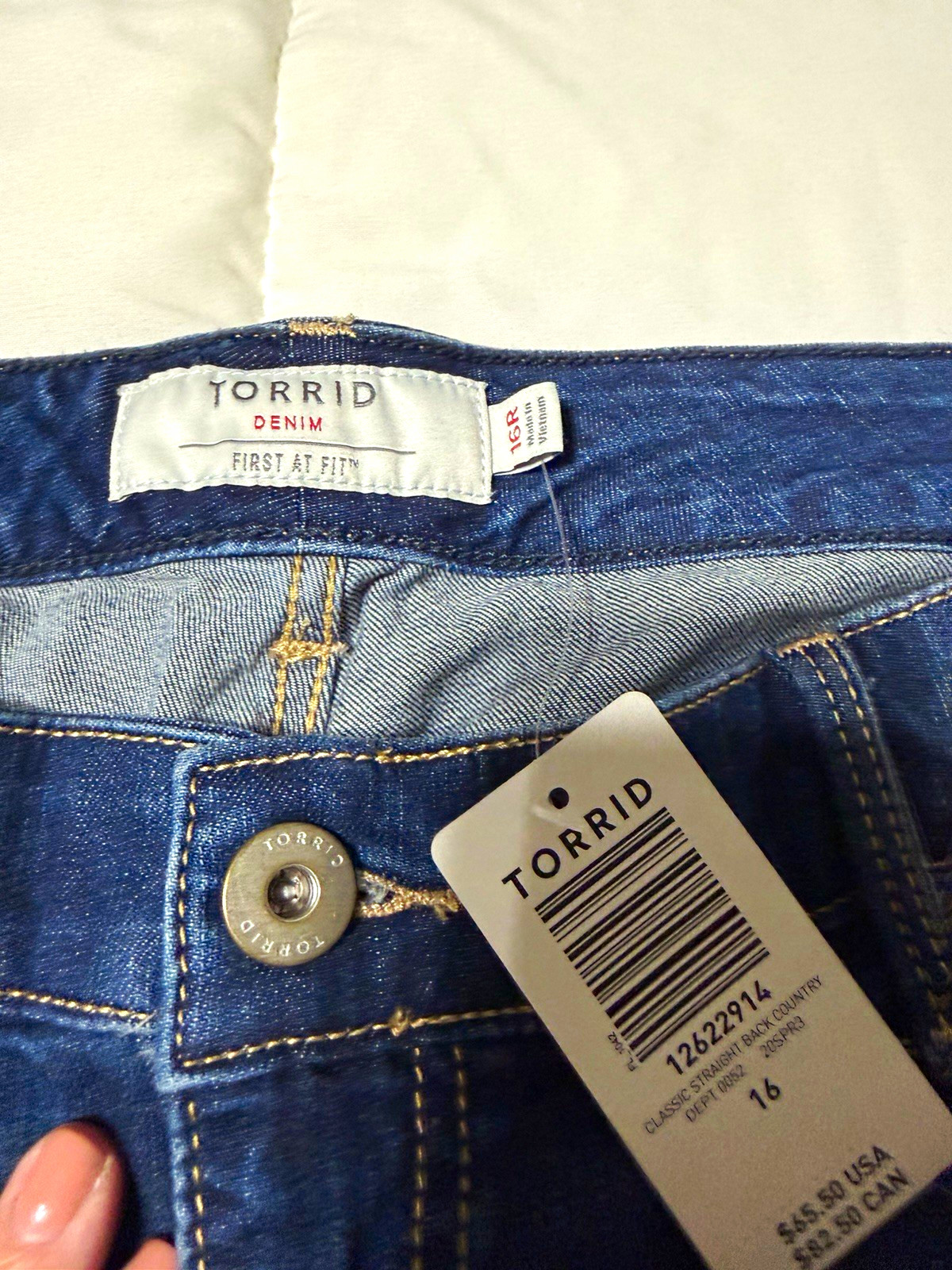 Torrid First At Fit Women’s Straight Leg Blue Denim Jeans Size 16 Stretch