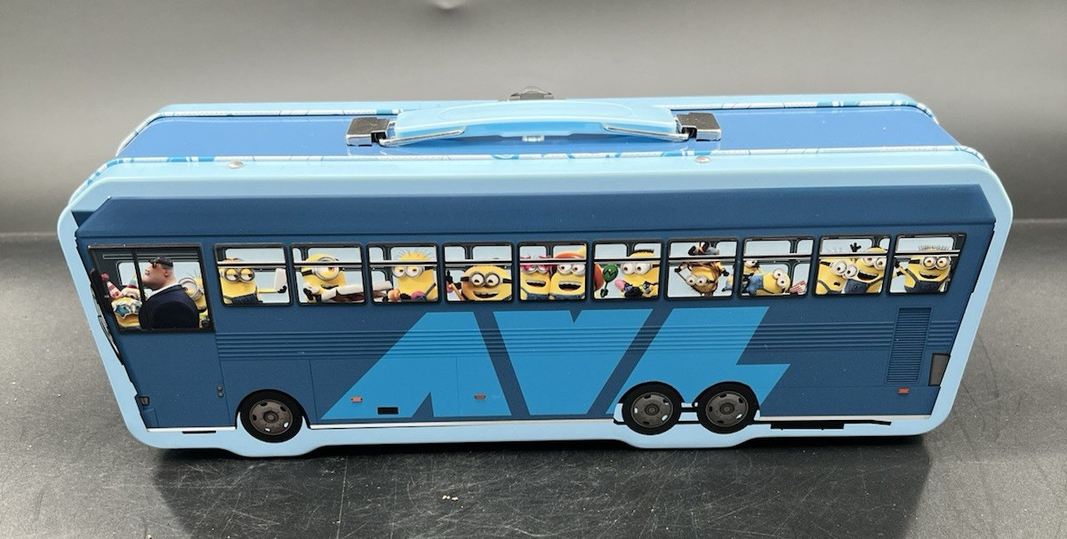 Despicable Me Minions Bus Metal Lunch Box Universal Studios NEW