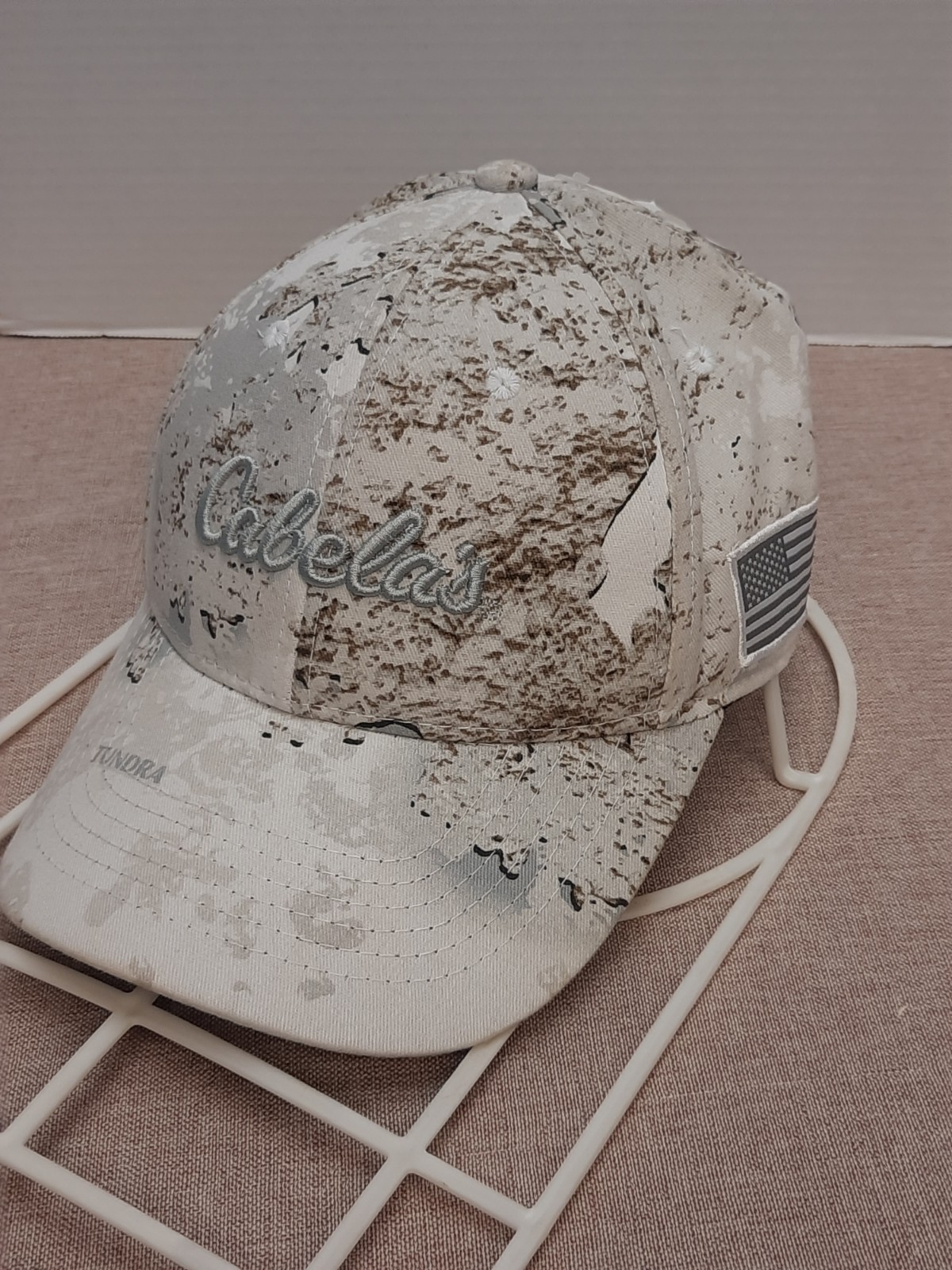 Cabela’s Truetimber Tundra Snow Camo Trucker’s Adjustable Cap Hat 19.99msrp