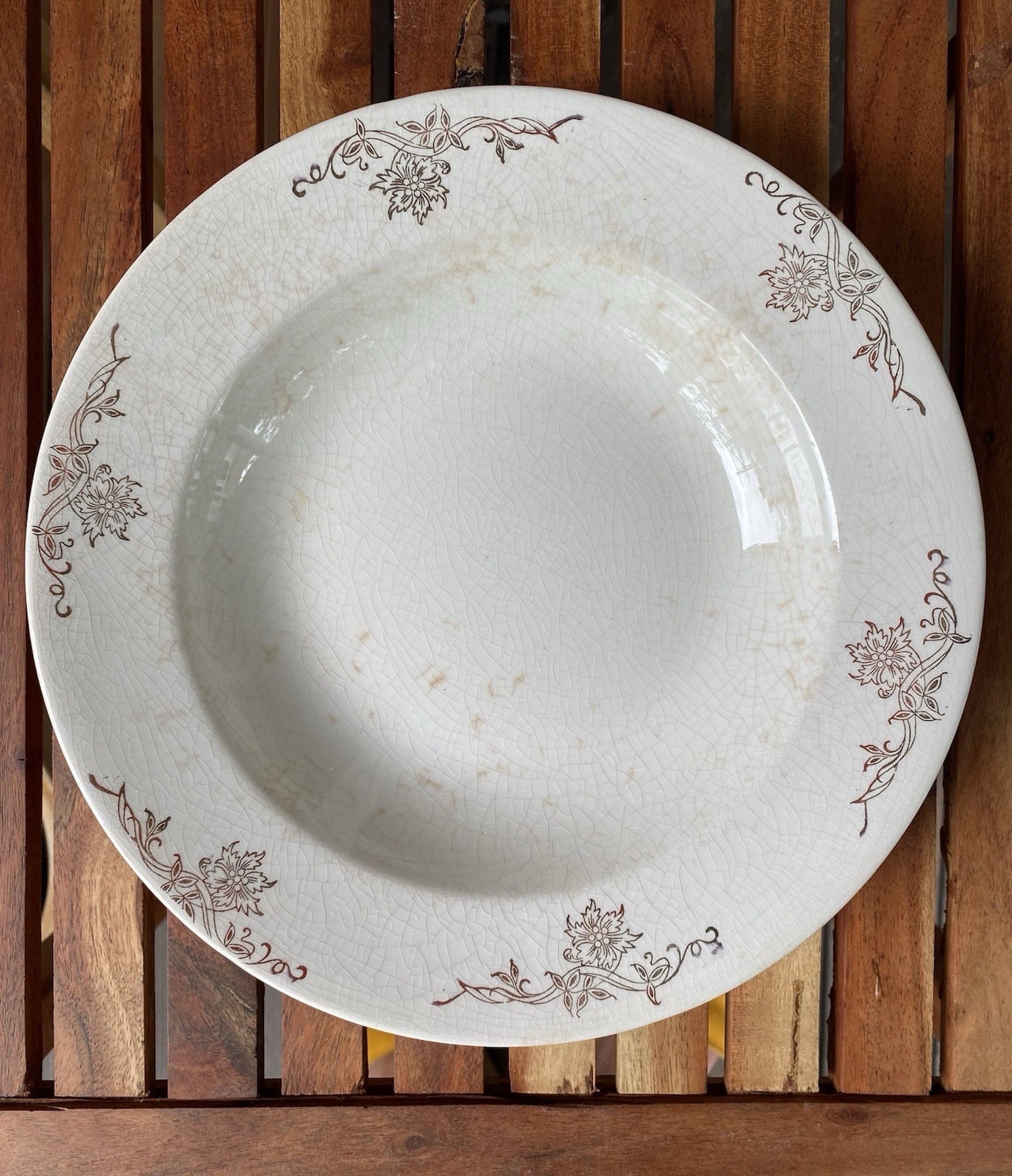 Antique W.S. George Derwood Soup Bowl Pattern 100 Gold Ironstone Semi Porcelain Antique W.S. George Derwood Soup Bowl Pattern 100 Gold Ironstone Semi Porcelain