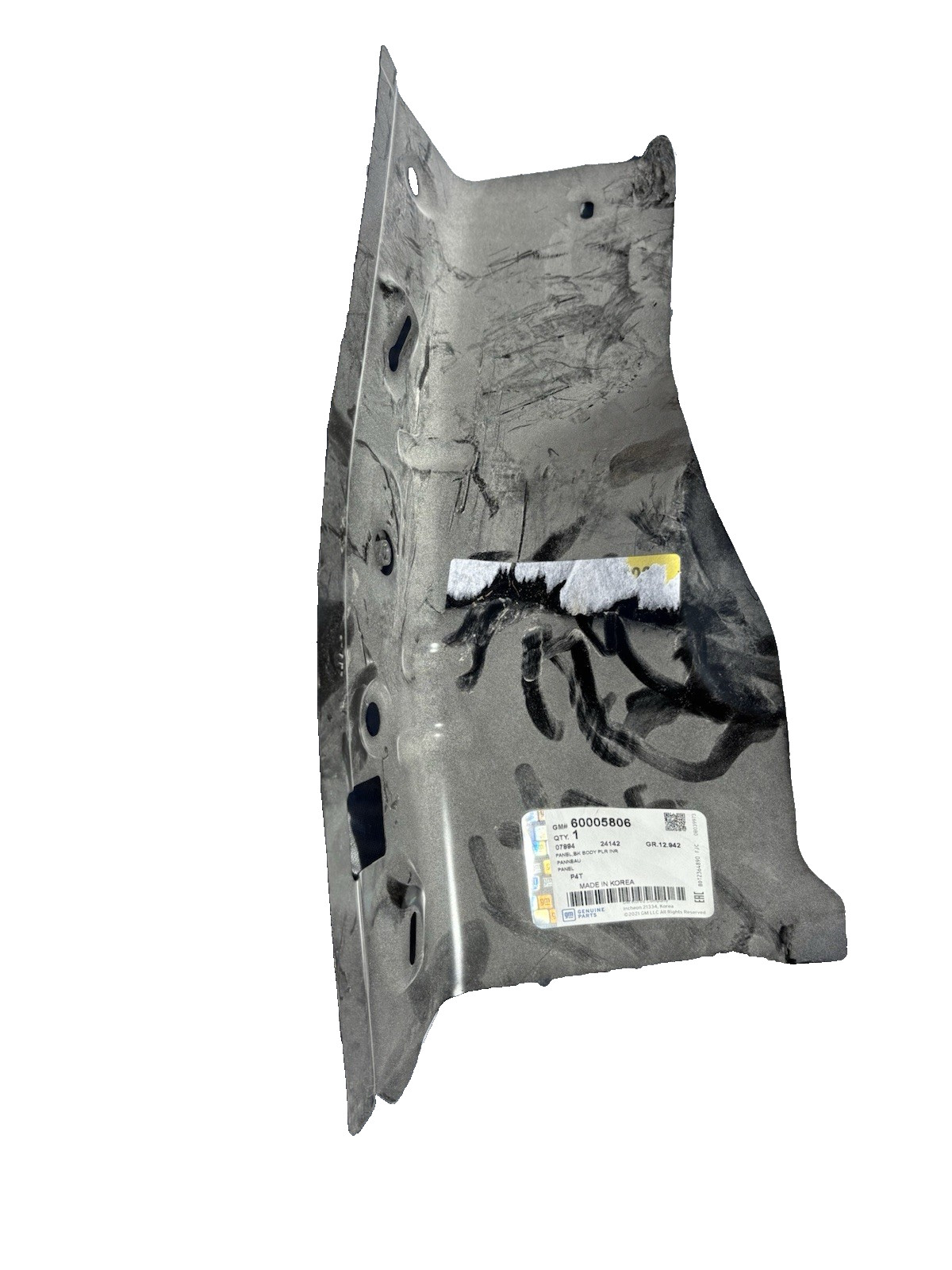 NEW OEM 2021-26 Chevrolet Trailblazer Rear Passenger Side Panel Pillar 60005806 NEW OEM 2021-26 Chevrolet Trailblazer Rear Passenger Side Panel Pillar 60005806
