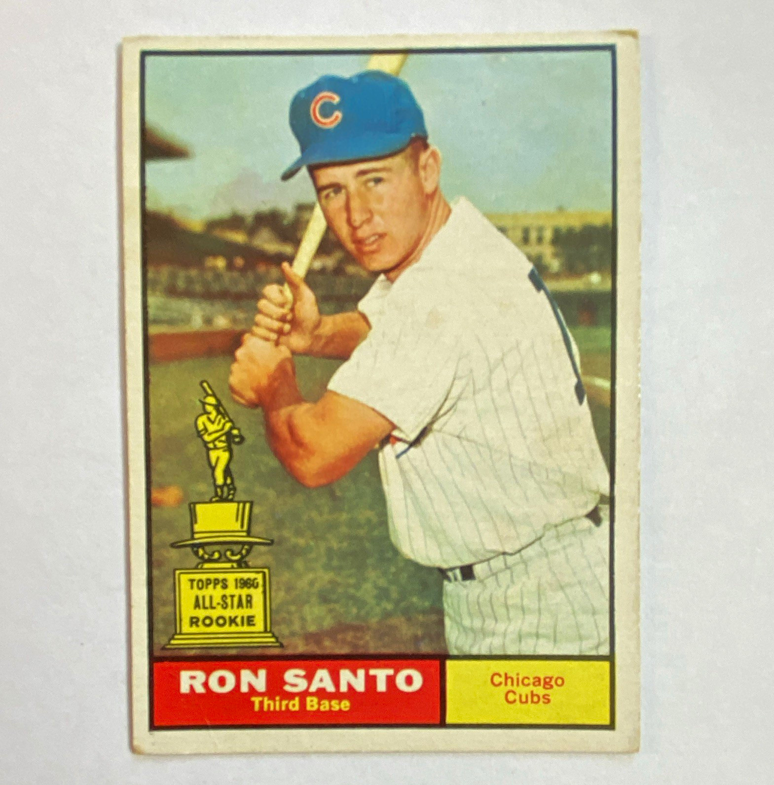 Topps ‘61 #35 Ron Santo, Chicago Cubs, All-Star Rookie RC, bright color, EX+