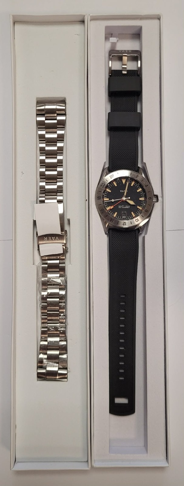 Vaer G2 Pacific Steel 39mm Quartz GMT Watch with 1 Additional Strap - NEW