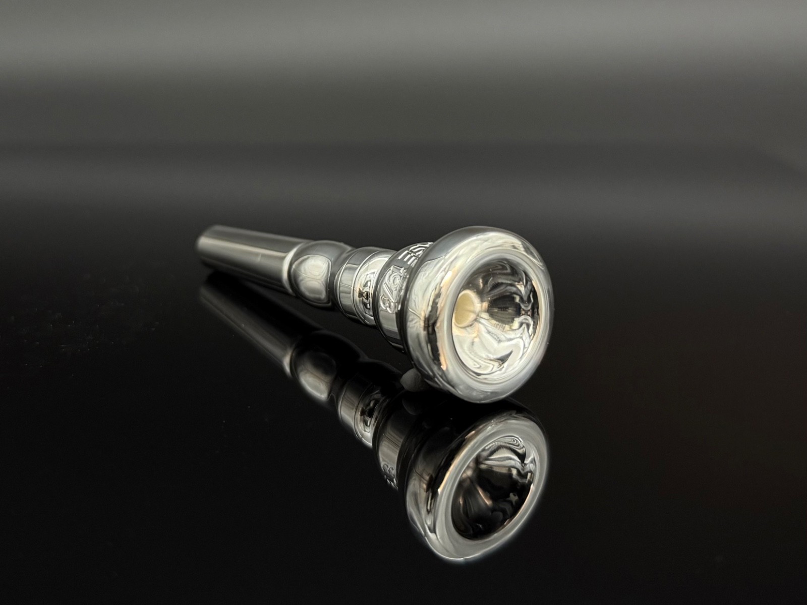 LEGENDS CHASE 1973: replica of Bill Chase\'s personal trumpet mouthpiece