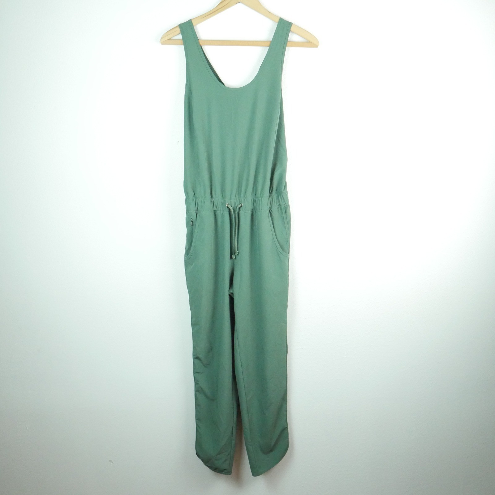 Patagonia Fleetwith Romper Kale Green Sleeveless Jumpsuit XS Active Outdoor Patagonia Fleetwith Romper Kale Green Sleeveless Jumpsuit XS Active Outdoor