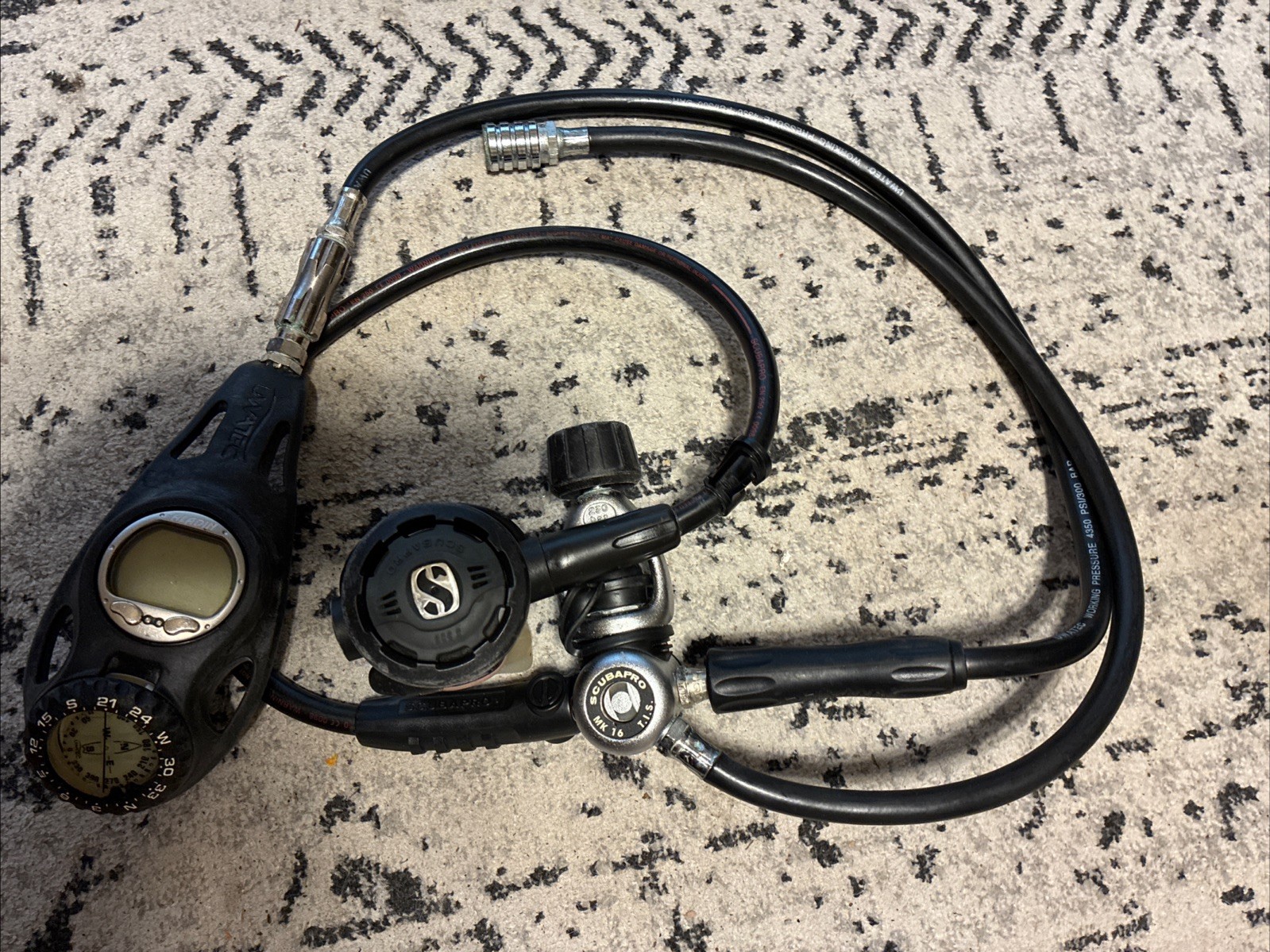 Scubapro Mk16/S550 Predive Scuba Diving Regulator Set. TEC 2G HAS E 6 FAULT CODE Scubapro Mk16/S550 Predive Scuba Diving Regulator Set. TEC 2G HAS E 6 FAULT CODE