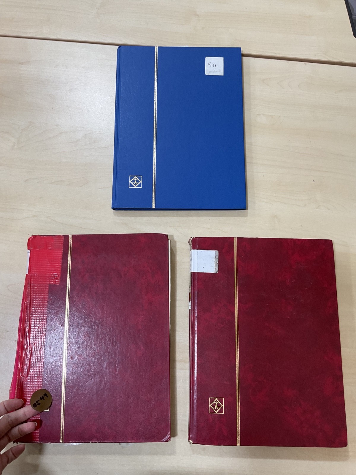 Commonwealth stamps. QV on. Mint/used. 3 stock books 2.7kg @544