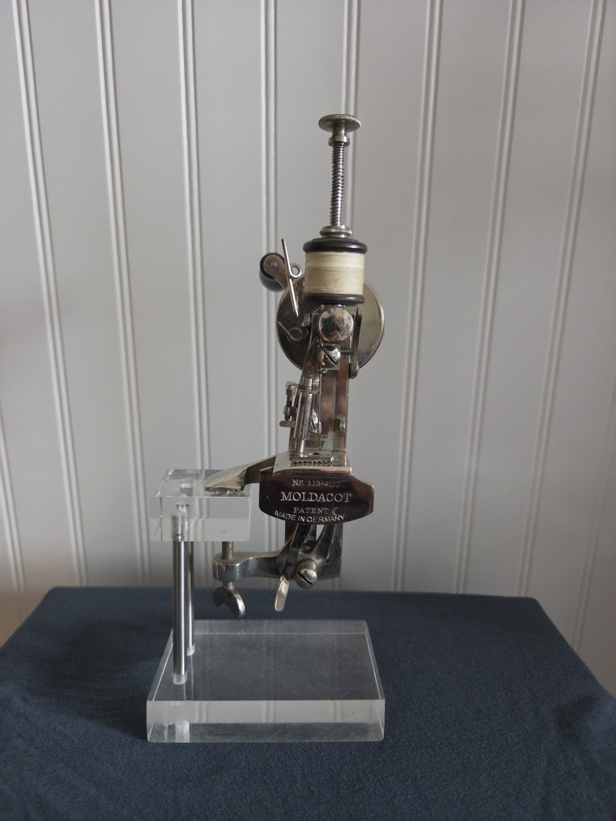 Antique 1887 Moldacot Pocket Sewing Machine Made In Germany 