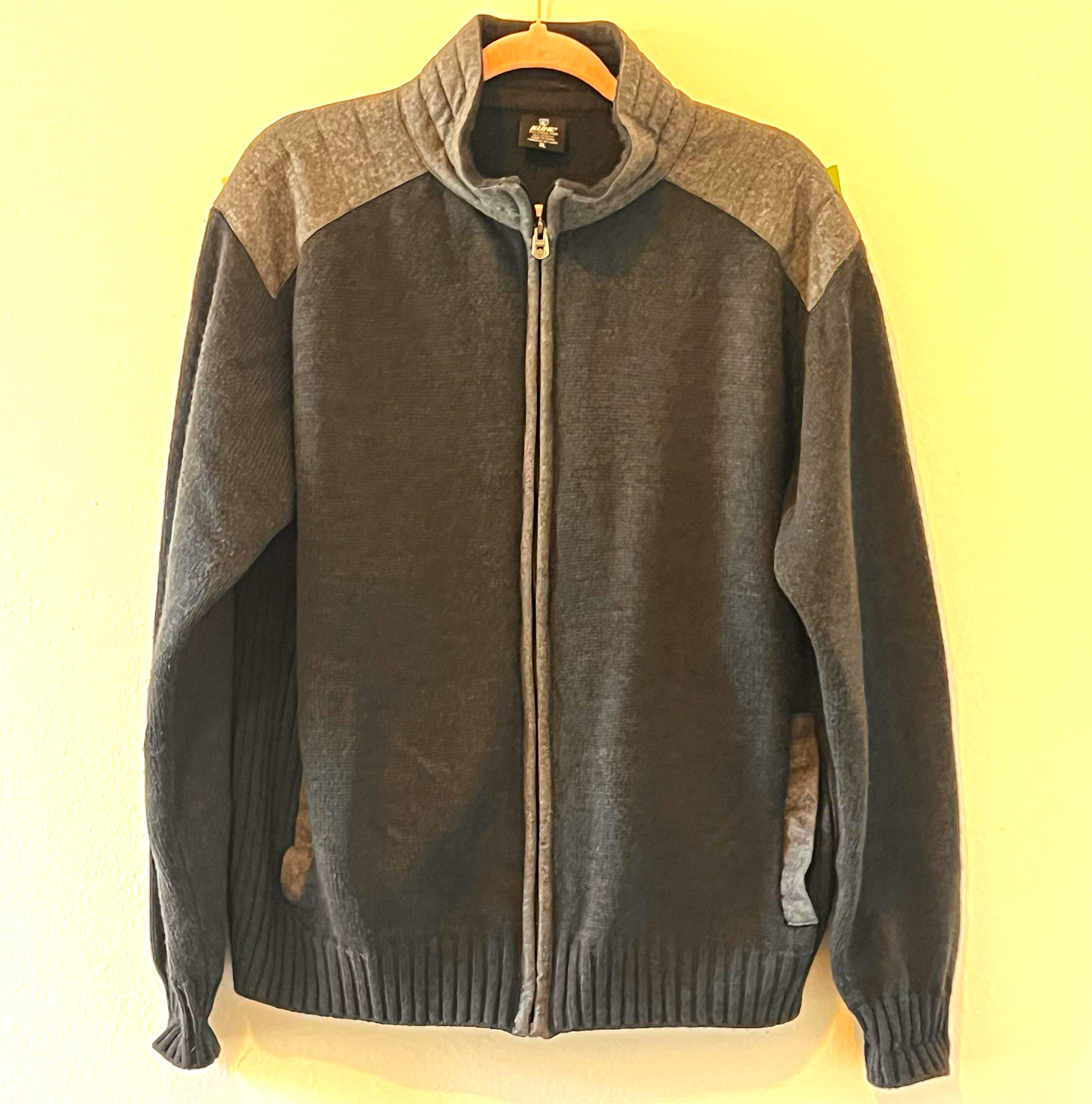 KUHL Men’s XL Merino Wool Blend Full Zip Jacket Gray Charcoal Sweater