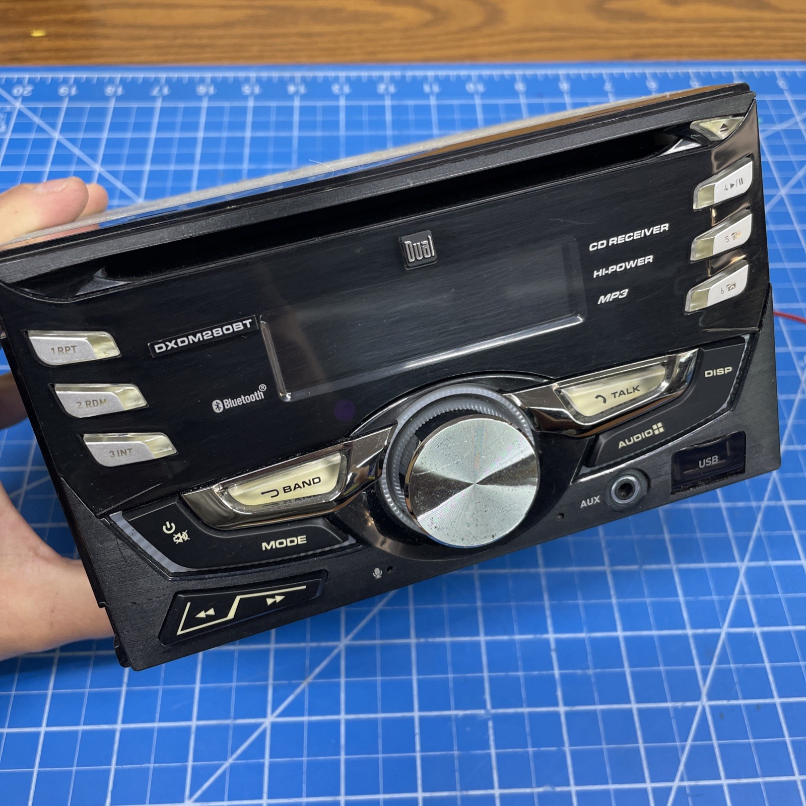 Dual DXDM280BT Bluetooth CD MP3 USB AUX Car Stereo Receiver w/ Remote Dual DXDM280BT Bluetooth CD MP3 USB AUX Car Stereo Receiver w/ Remote