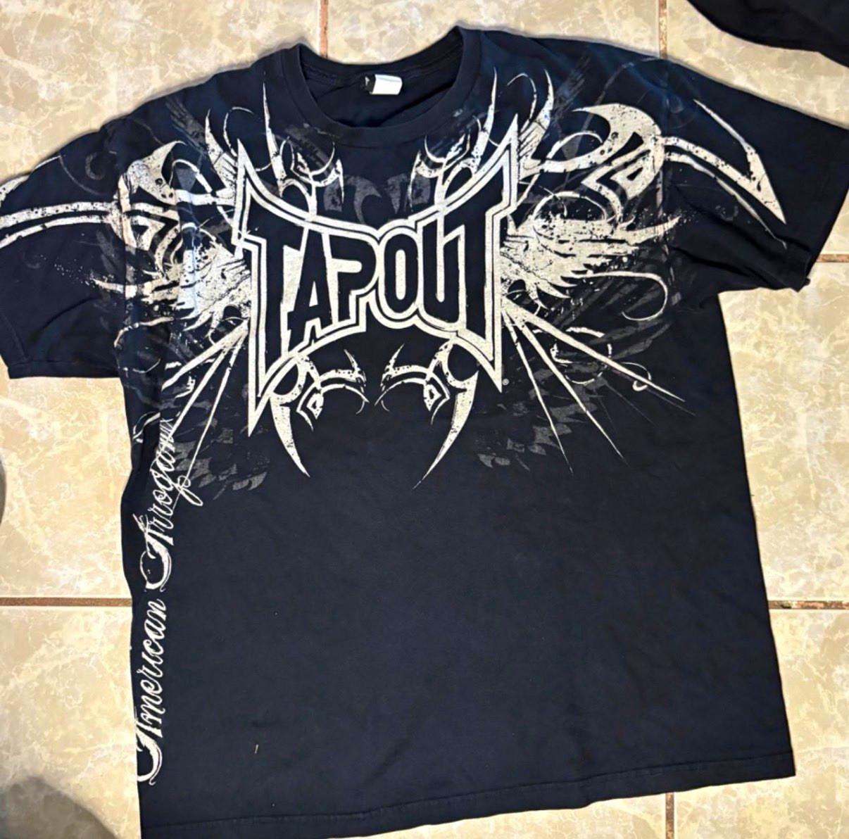 Tapout Men\'s Black Graphic Logo Crew Neck Short Sleeve Cotton Knit T-Shirt XL