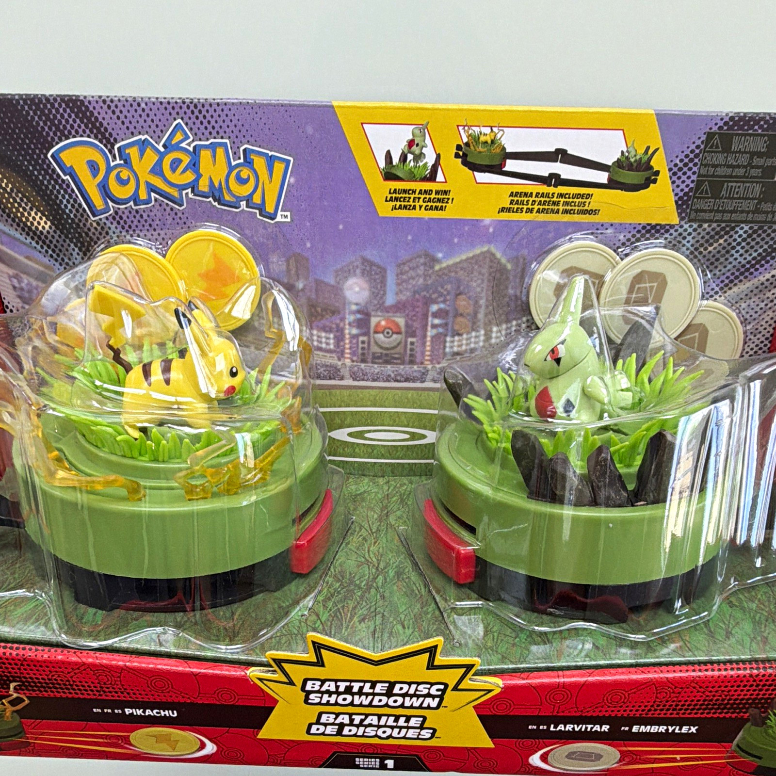 Pokémon Battle Disc Showdown Playset 2 pikachu VS Larvitar